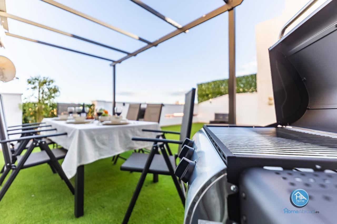 Premium Penthouse With Roof Terrace And Parking In Carlos Haya Málaga Kültér fotó