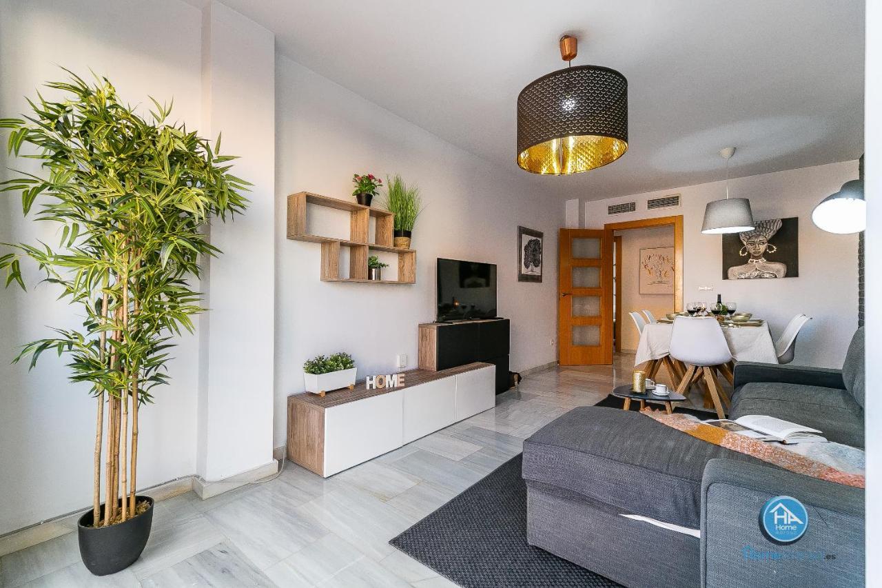 Premium Penthouse With Roof Terrace And Parking In Carlos Haya Málaga Kültér fotó