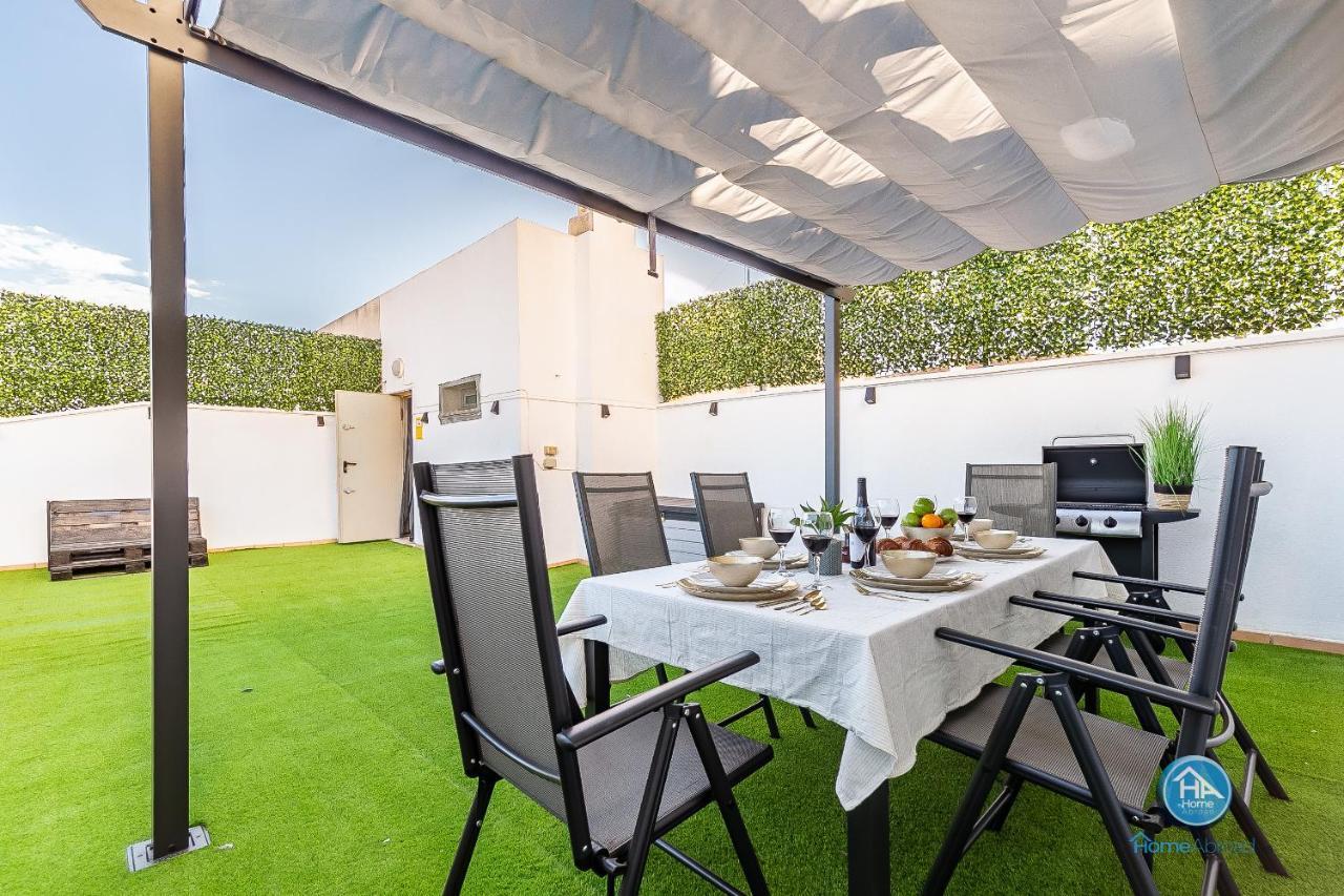 Premium Penthouse With Roof Terrace And Parking In Carlos Haya Málaga Kültér fotó