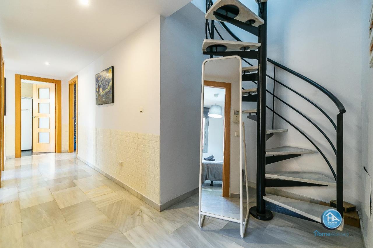 Premium Penthouse With Roof Terrace And Parking In Carlos Haya Málaga Kültér fotó