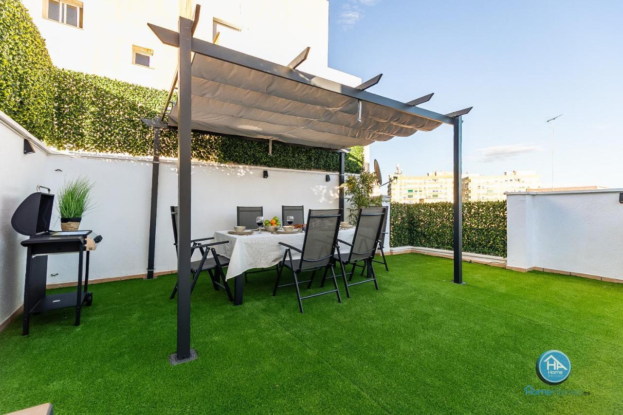 Premium Penthouse With Roof Terrace And Parking In Carlos Haya Málaga Kültér fotó