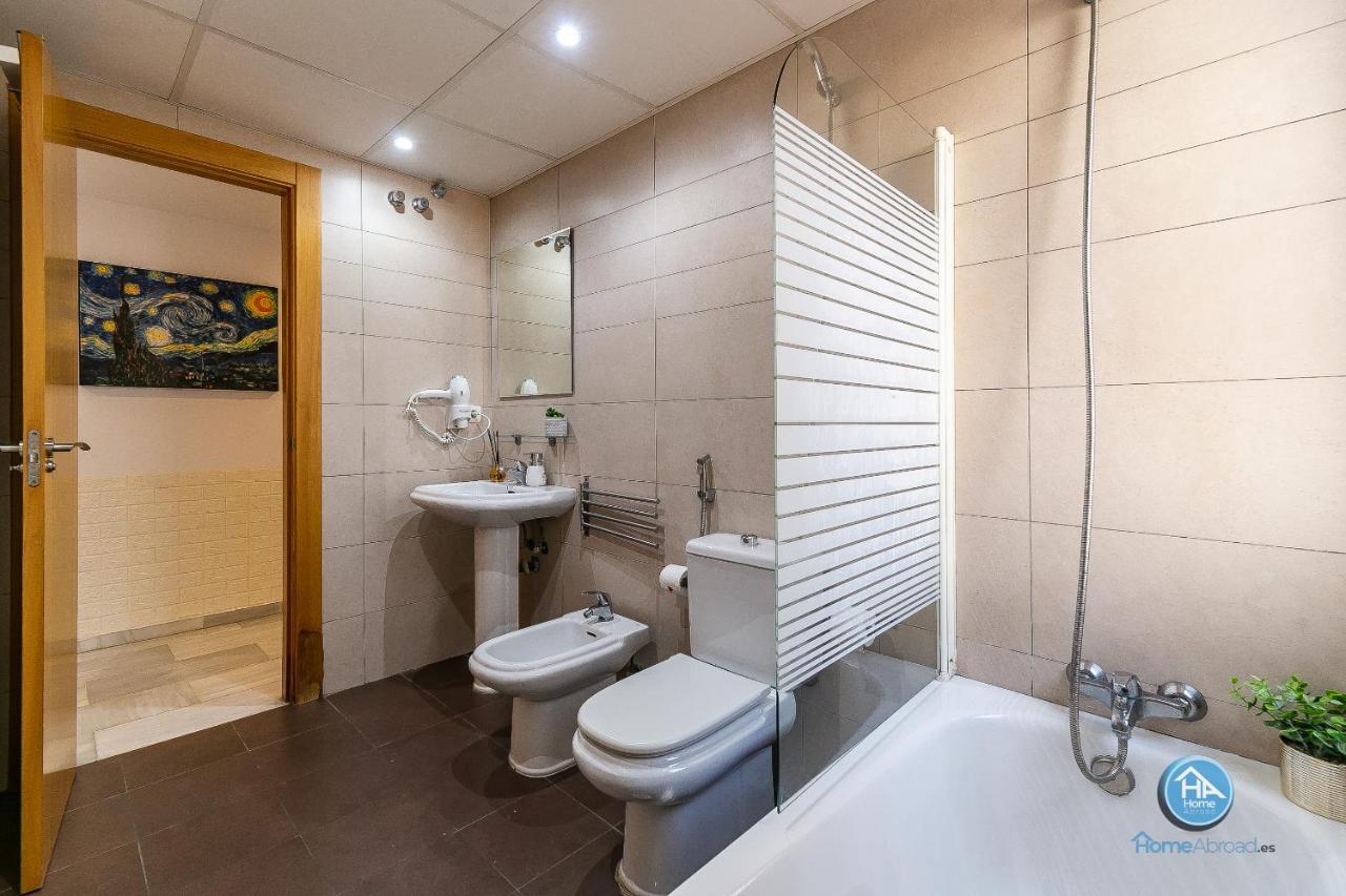 Premium Penthouse With Roof Terrace And Parking In Carlos Haya Málaga Kültér fotó